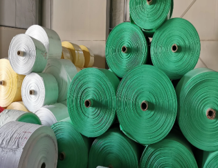 Polypropylene Woven Fabrics vs. Moisture-The Best Defense for Long-Distance Shipments